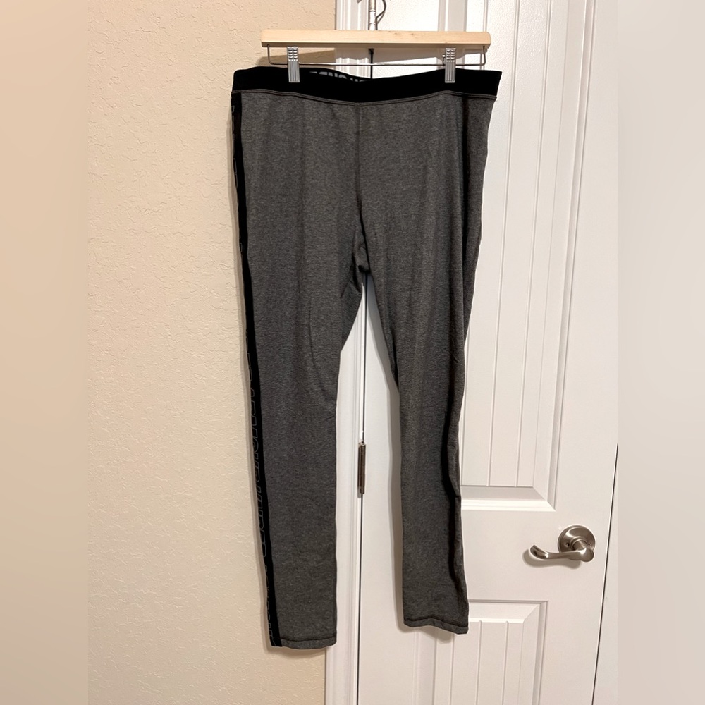 Underarmour women sport leggings